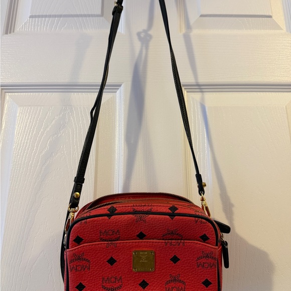 MCM Scarlet Visetos Two Compartment Crossbody Bag - Picture 3 of 5